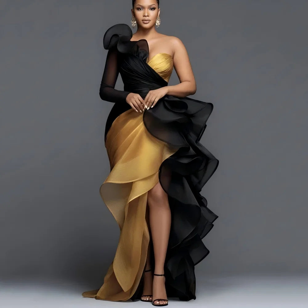 👑 QUEEN BLACK GOLD — ROBE SIRÈNE LONGUE NOIR & OR ORGANZA VOLANTS ÉPAULE ASYMÉTRIQUE FENTE HAUTE