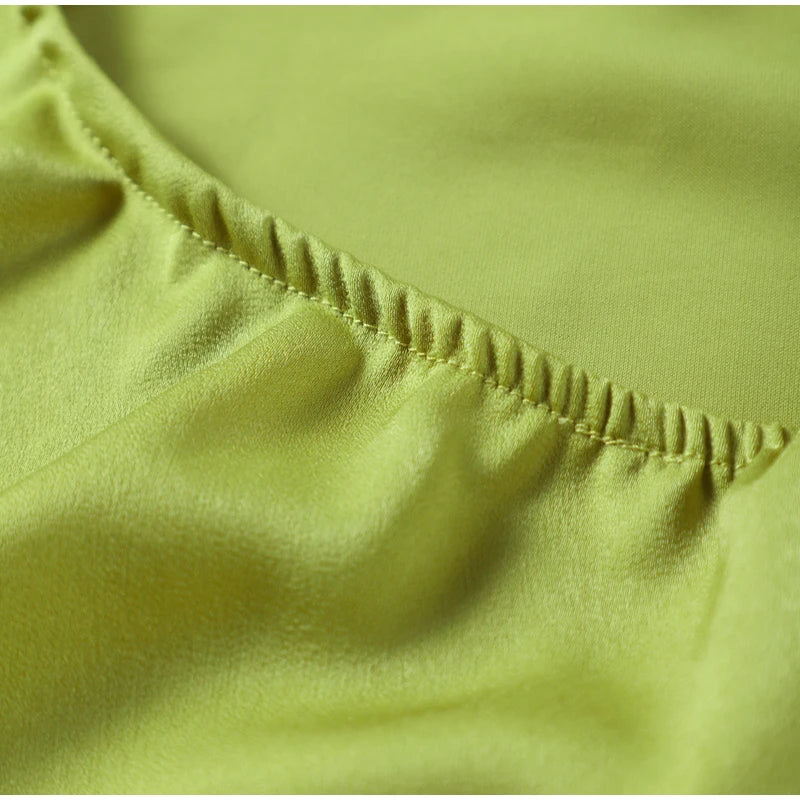 👑 QUEEN SATIN RIBBON — ROBE LONGUE COL DIAGONAL & DOS NU SIGNATURE