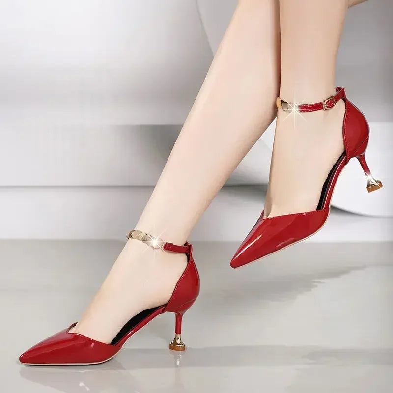 👑 ROYAL STILETTO BOUCLE — ESCARPINS BOUT POINTU