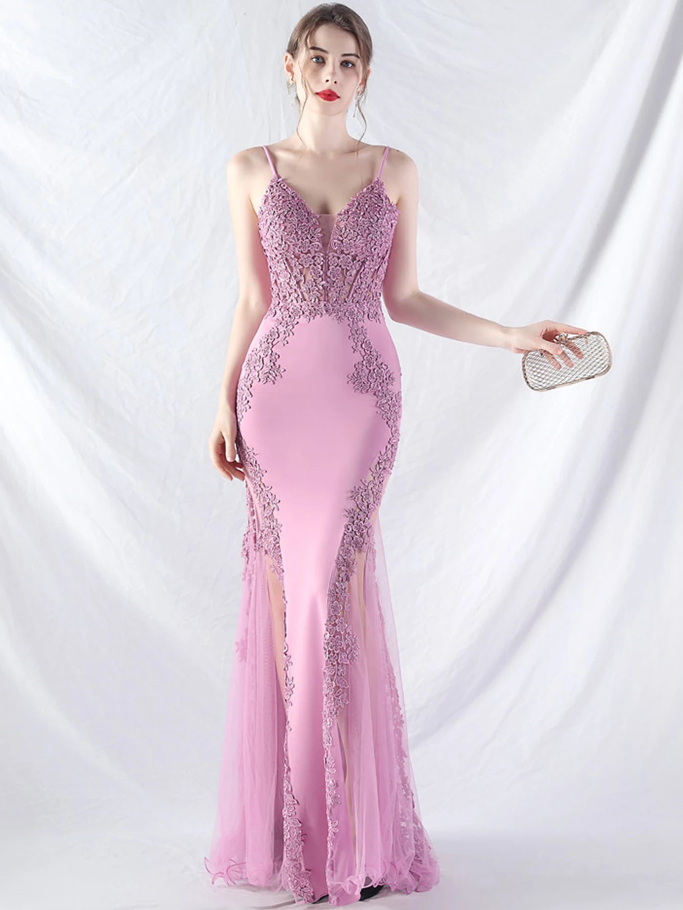 👑 QUEEN LACE MAXI DRESS — ROBE LONGUE DENTELLE TRANSPARENTE COL V BRETELLES SPAGHETTI SOIRÉE GALA