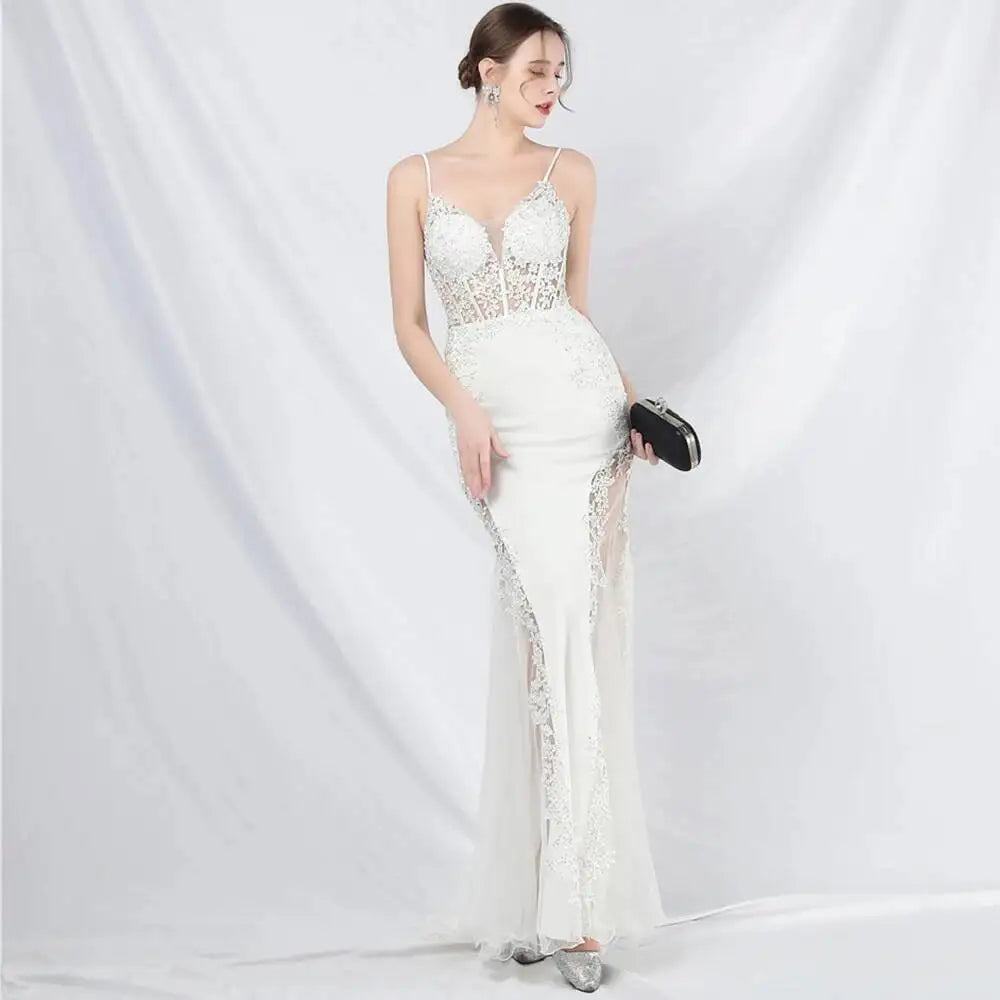 👑 QUEEN LACE MAXI DRESS — ROBE LONGUE DENTELLE TRANSPARENTE COL V BRETELLES SPAGHETTI SOIRÉE GALA