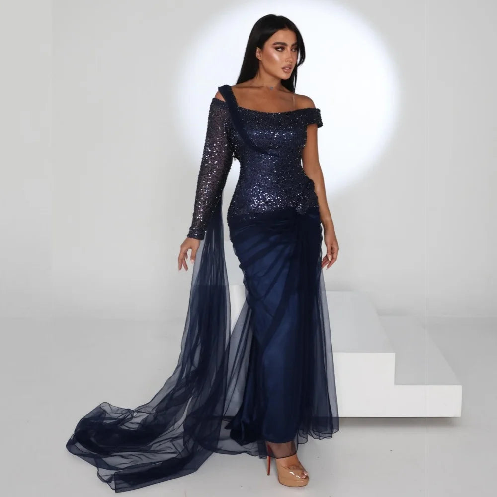 👑 Queen Sequins Trompette – Robe Midi Glamour