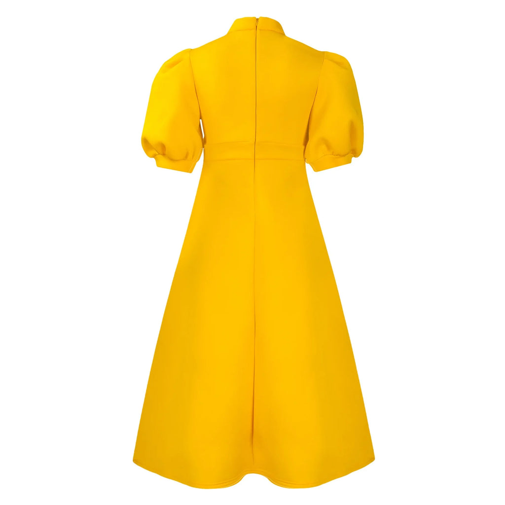 👑 QUEEN BOW — ROBE PLISSÉE À NŒUD SIGNATURE
