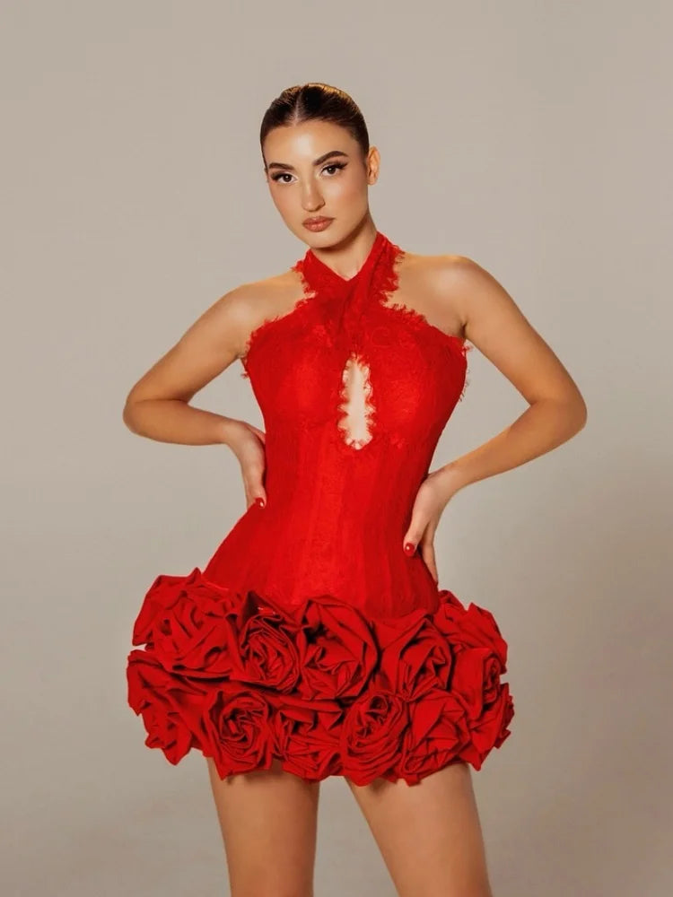 👑 QUEEN ROSE HALTER — MINI ROBE DENTELLE APPLIQUÉS ROSES