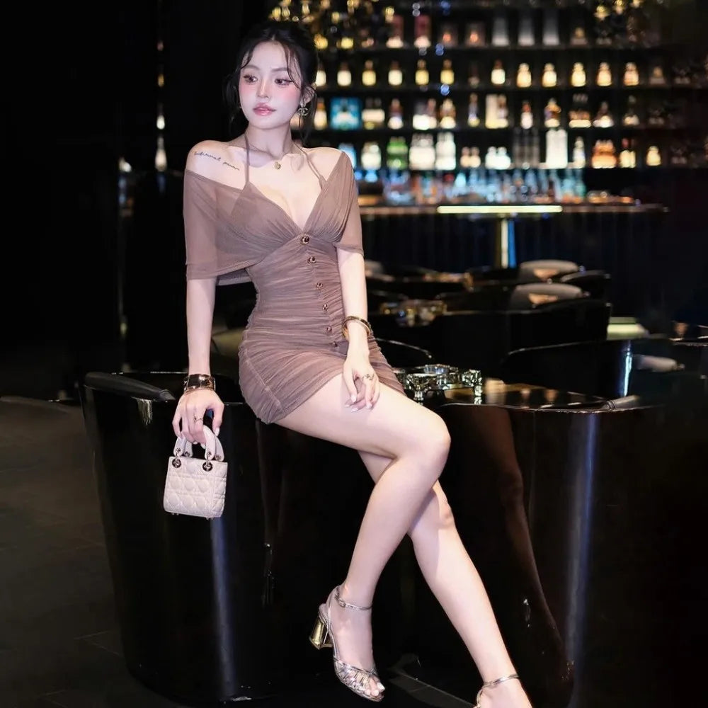 👑 QUEEN TRANSPARENCE — MINI BODYCON HALTER DÉCORATIONS MÉTAL