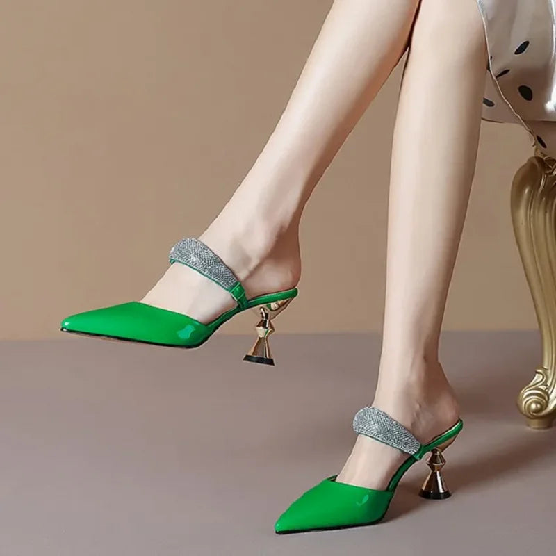👑 ROYAL STILETTO BOUCLE — ESCARPINS BOUT POINTU