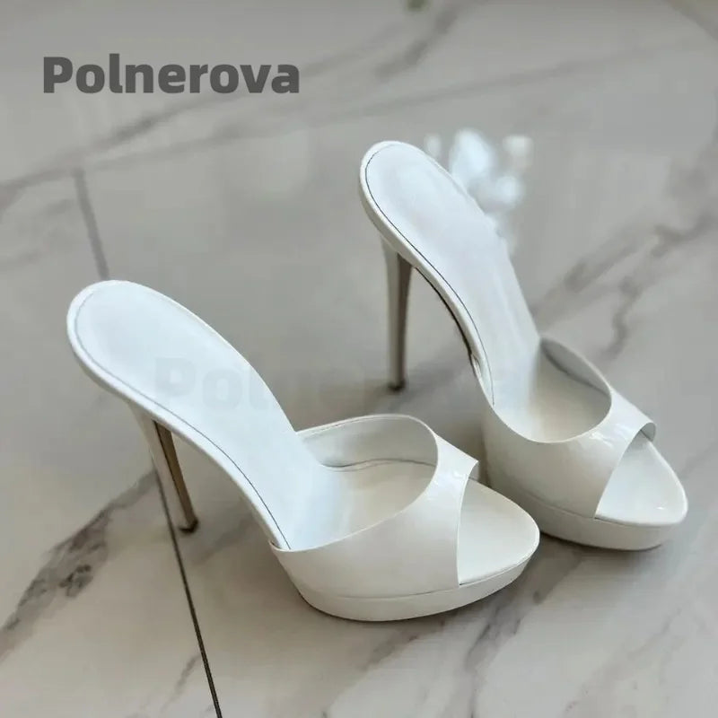 👑 ROYAL PLATFORM STILETTO — MULES CUIR VERNI À PLATEFORME & BOUT OUVERT