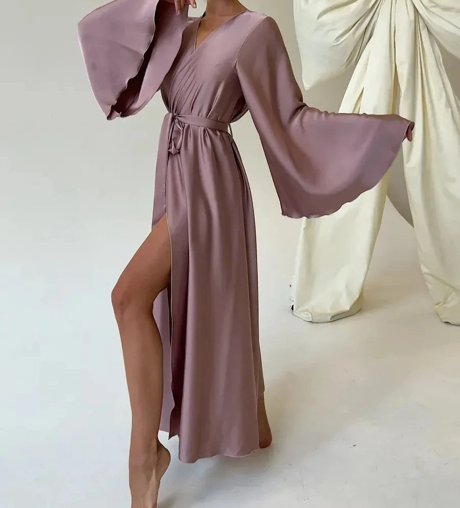 👑 QUEEN LACE — VELVET NIGHT ROBE SIGNATURE