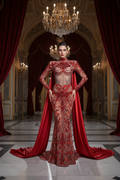👑 QUEEN SPARKLE GOWN — ROBE LONGUE STRASS IMPRIMÉ COL MONTANT