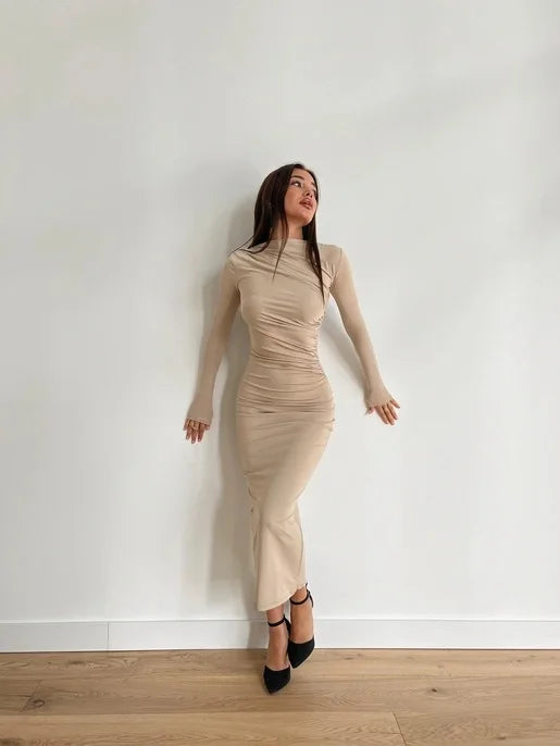 👑 QUEEN MIDI DRESS — ROBE MOULANTE MANCHES LONGUES COL DEMI-HAUT
