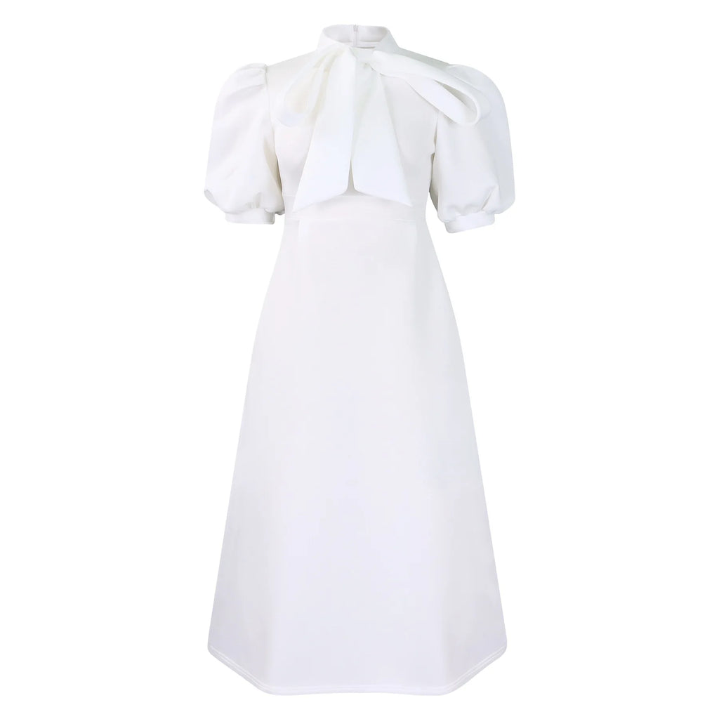 👑 QUEEN BOW — ROBE PLISSÉE À NŒUD SIGNATURE