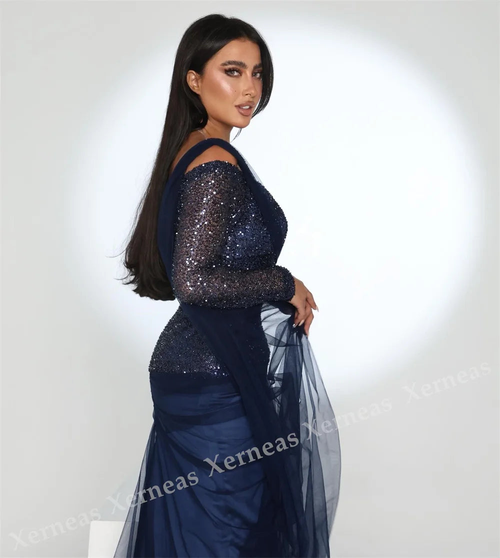 👑 Queen Sequins Trompette – Robe Midi Glamour