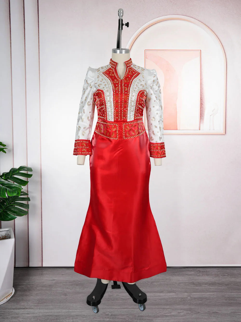👑 QUEEN GOWN DIAMANTS — ROBE LONGUE DE SOIRÉE STRAS & DIAMANTS COUTURE