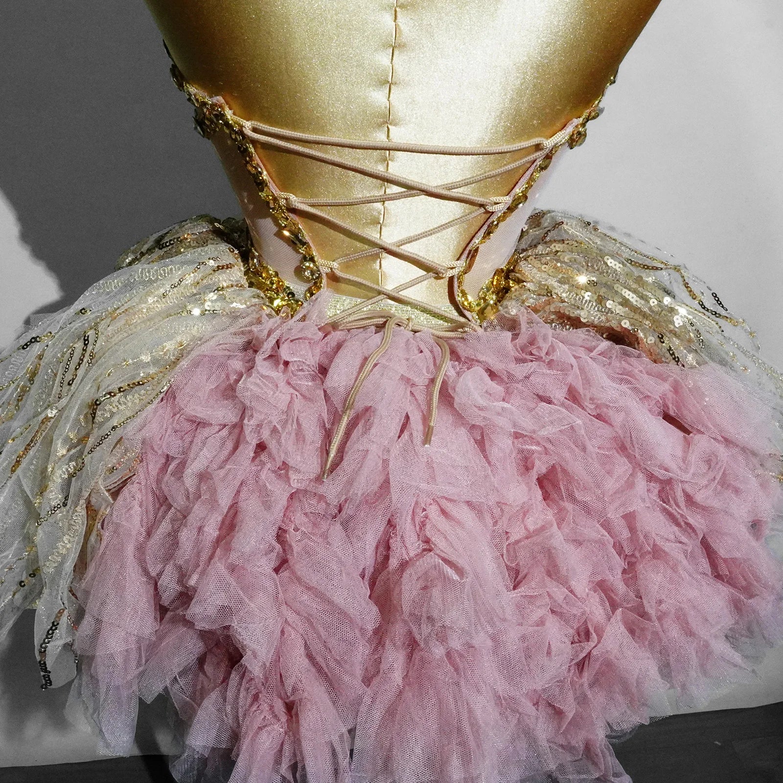 👑 QUEEN MINI ROBE COCKTAIL — ICÔNE DE SOIRÉE RUNWAY EDITION