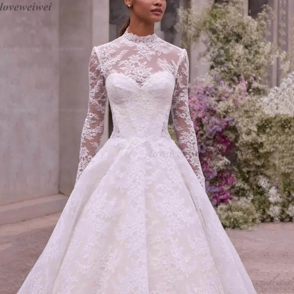 👑 QUEEN MARIÉE DENTELLE — ROBE A-LINE SUR MESURE RUNWAY EDITION