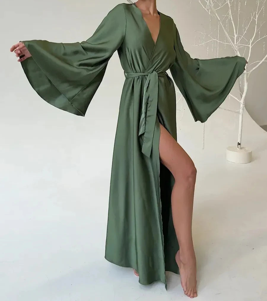 👑 QUEEN LACE — VELVET NIGHT ROBE SIGNATURE