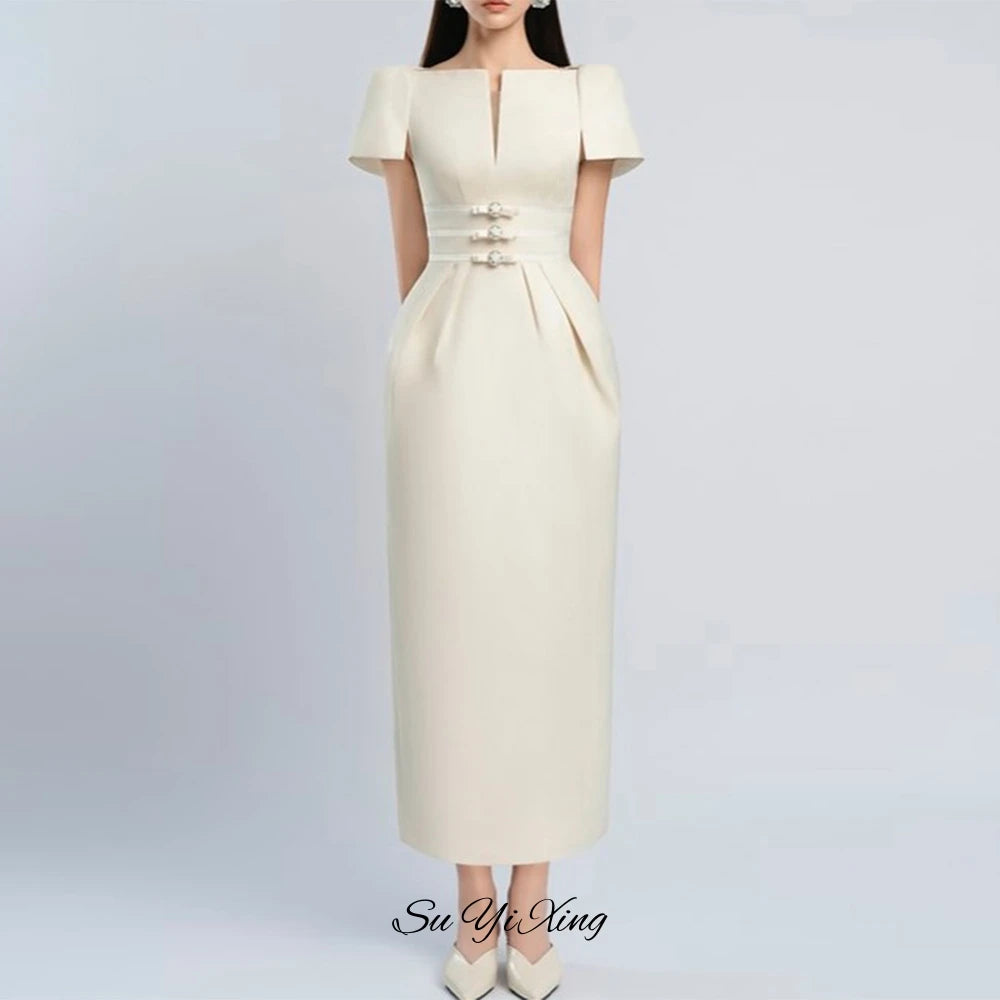 👑 Queen Classique Drapé – Robe Soirée Intemporelle