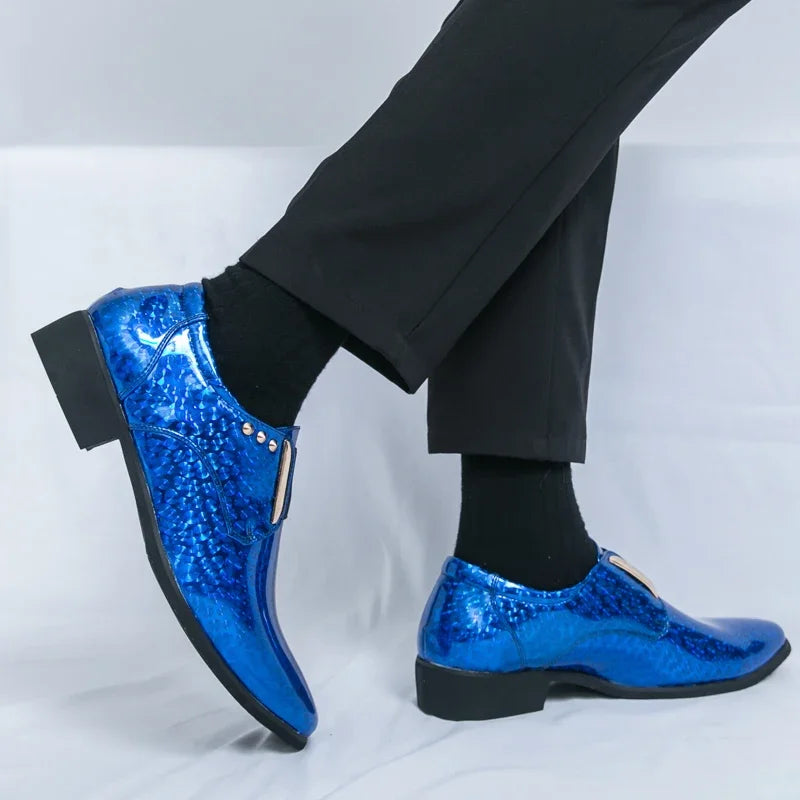👑 Royal Or Bout Pointu – Oxford Talon Épais