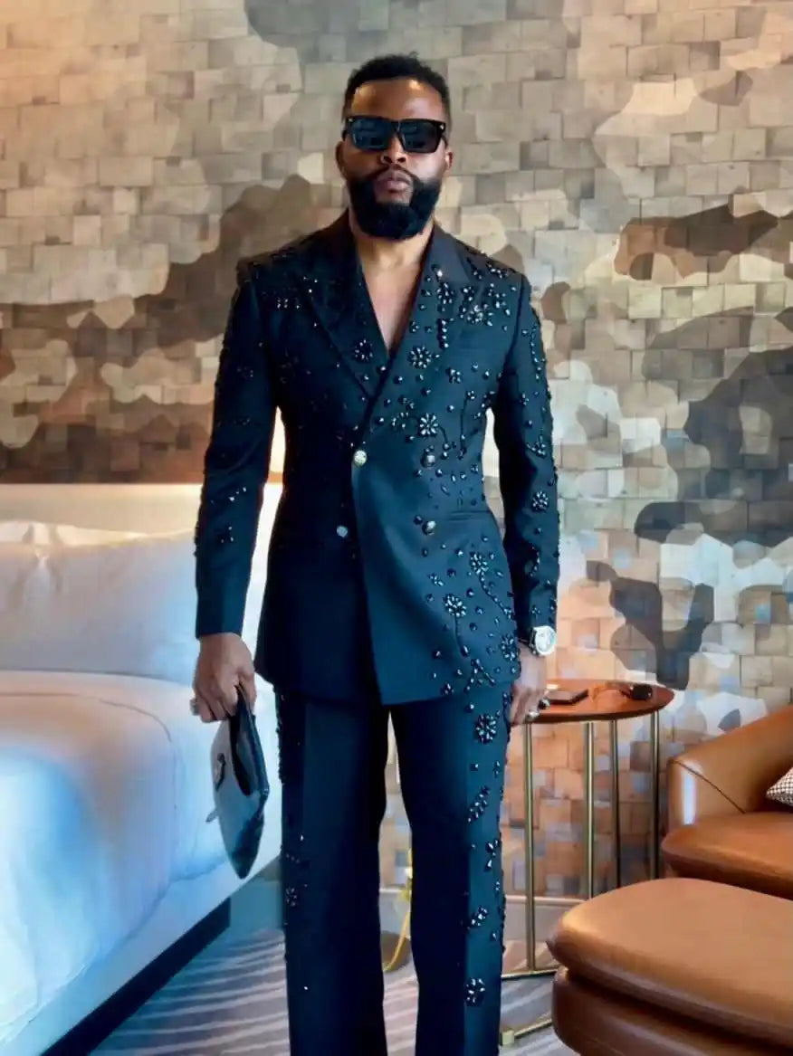 👑 KING DIAMOND SUIT — COSTUME DE MARIAGE & GALA EN CRISTAUX SIGNATURE
