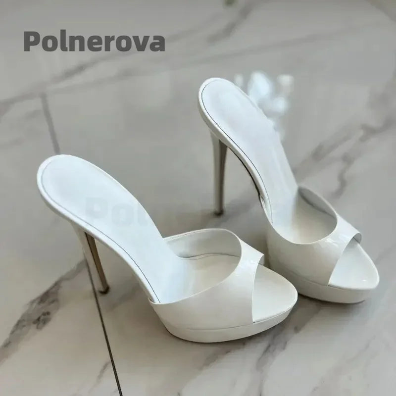 👑 ROYAL PLATFORM STILETTO — MULES CUIR VERNI À PLATEFORME & BOUT OUVERT
