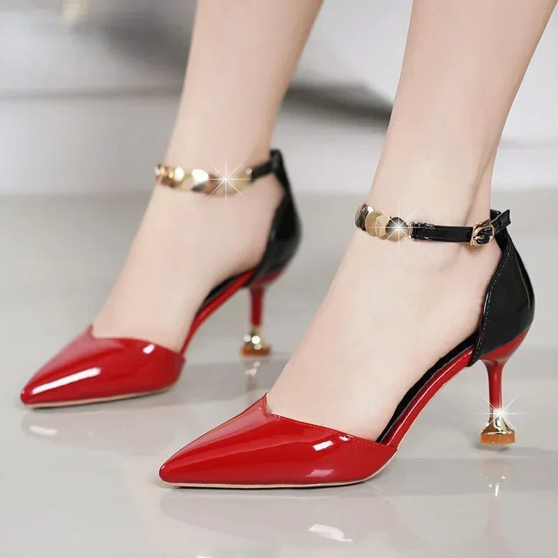 👑 ROYAL STILETTO BOUCLE — ESCARPINS BOUT POINTU
