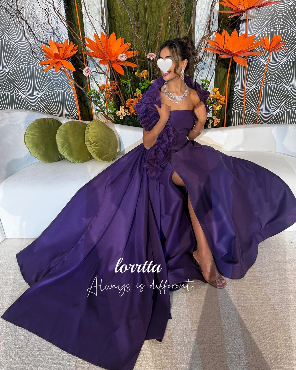 👑 QUEEN PRESTIGE — ROBE SATIN COL CARRÉ LONGUE