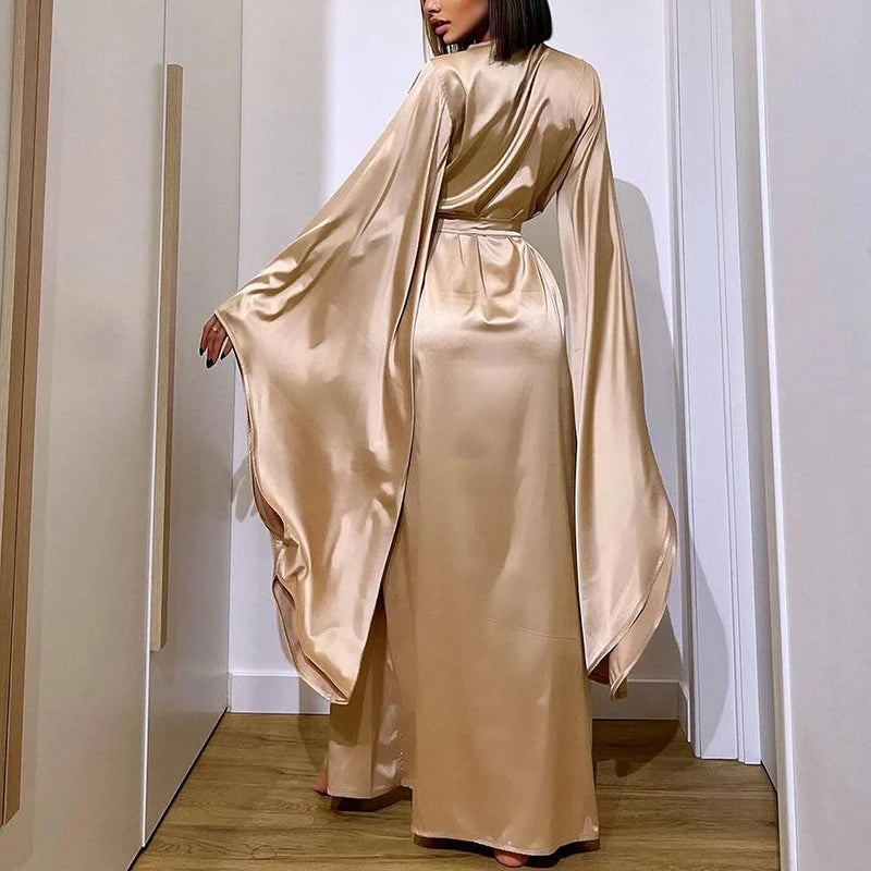 👑 QUEEN SATIN — ROBE MAXI LACÉE FENDUE