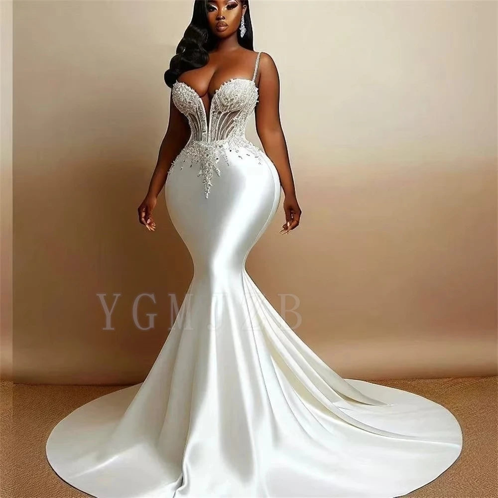 👑 QUEEN SATIN SPAGHETTI — ROBE MARIÉE SIRÈNE SATIN PERLÉE DENTELLE AFRICAINE